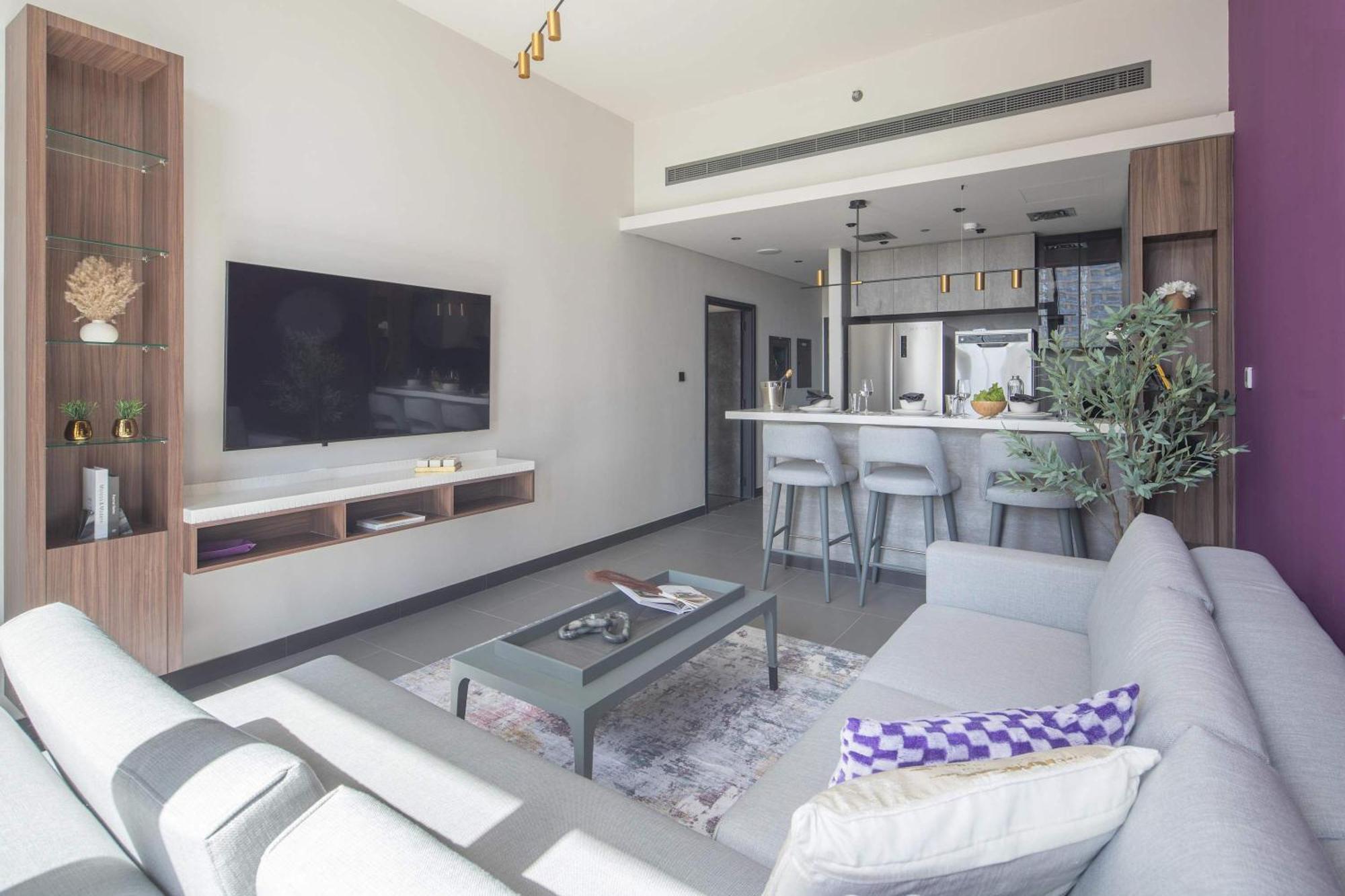 Frank Porter - Mbl Royal Apartment *